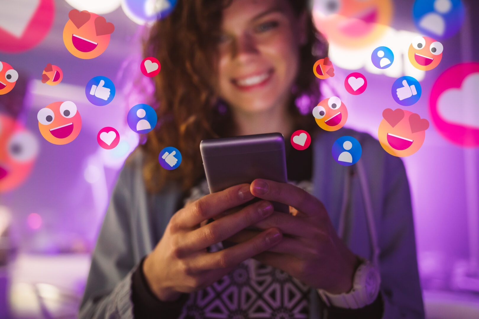 Jaki wpływ na odbiór marki mają emoji?